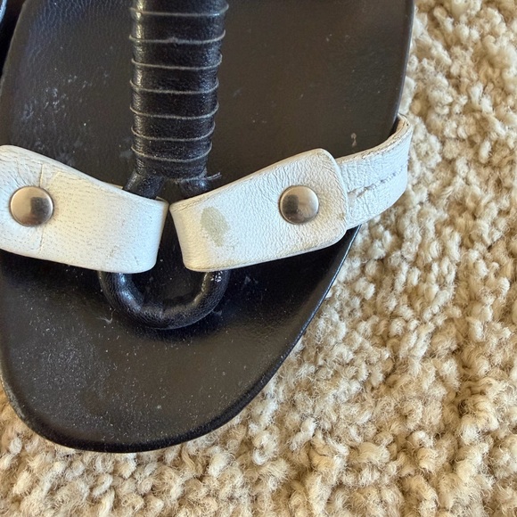 Prada Women's Black and Cream Sandals - Picture 5 of 5